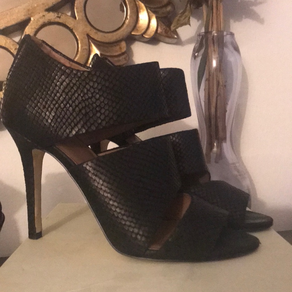 Black heels